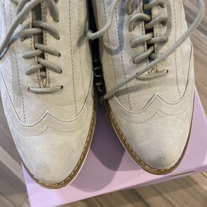 Madden Girl Oxfords, size 11, Grey